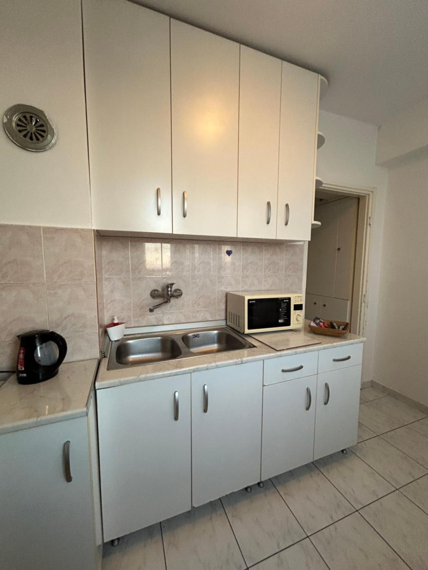 Kelti Apartamento Belgrado Exterior foto